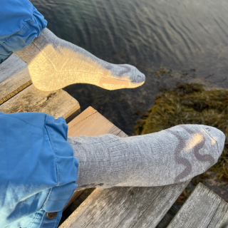 Less Layers Casual Varmesokker 2.0 // Med Batteri (GRÅ)